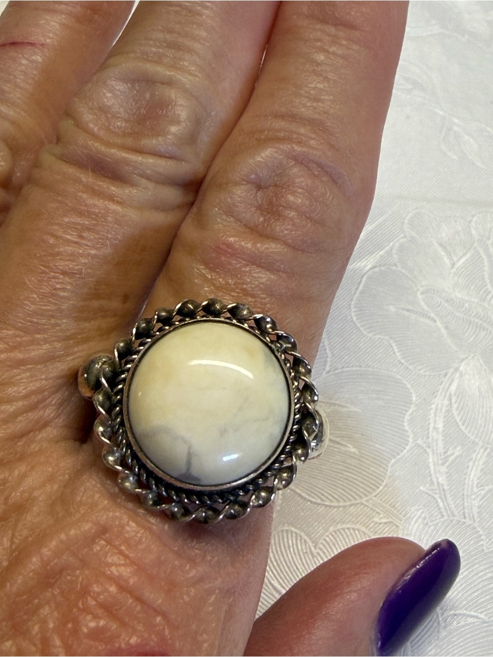 8.5 Sterling Silver White Howlite Round Statement Ring